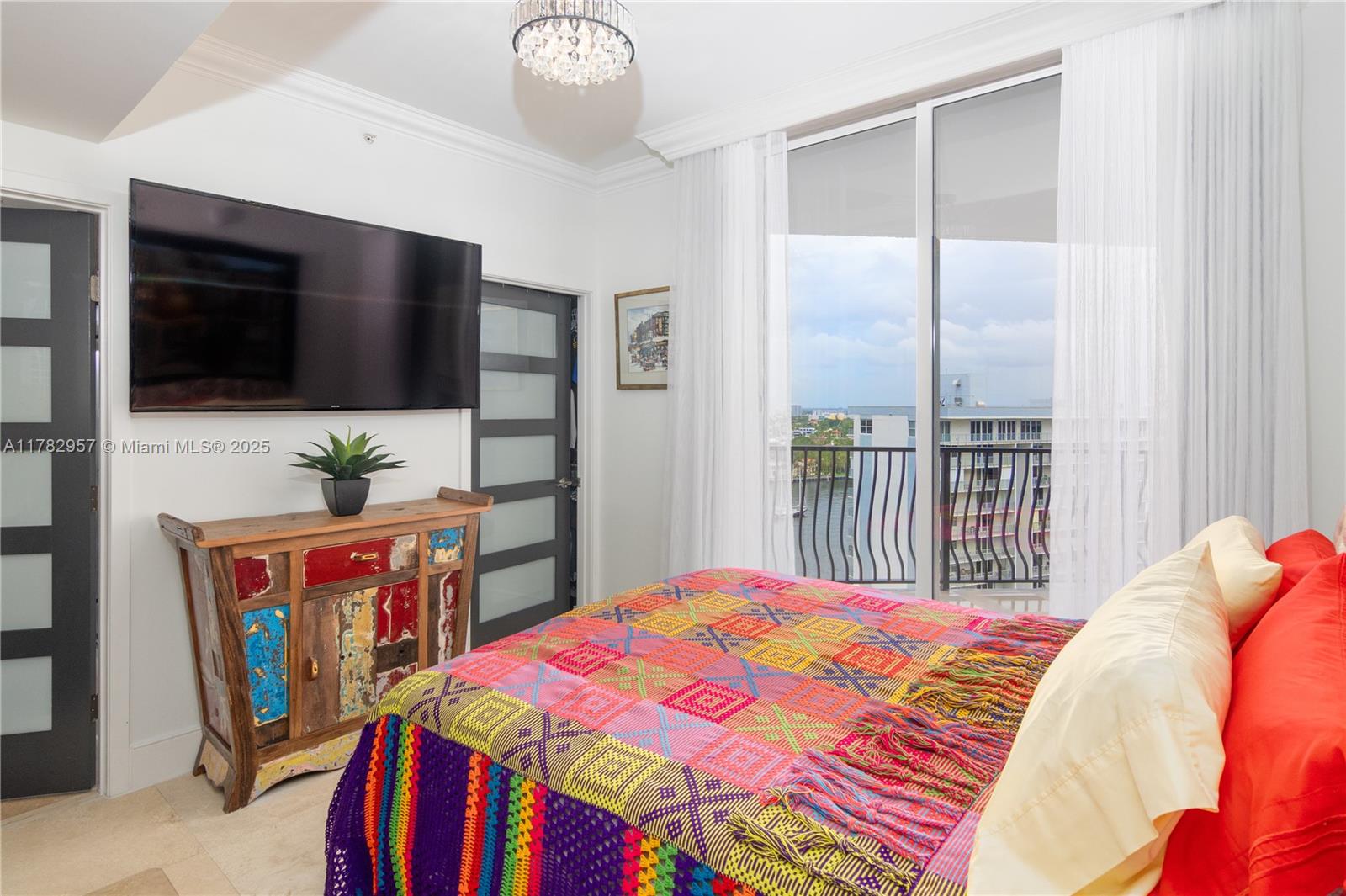 JACKSON TOWER LAS OLAS CON - Residential