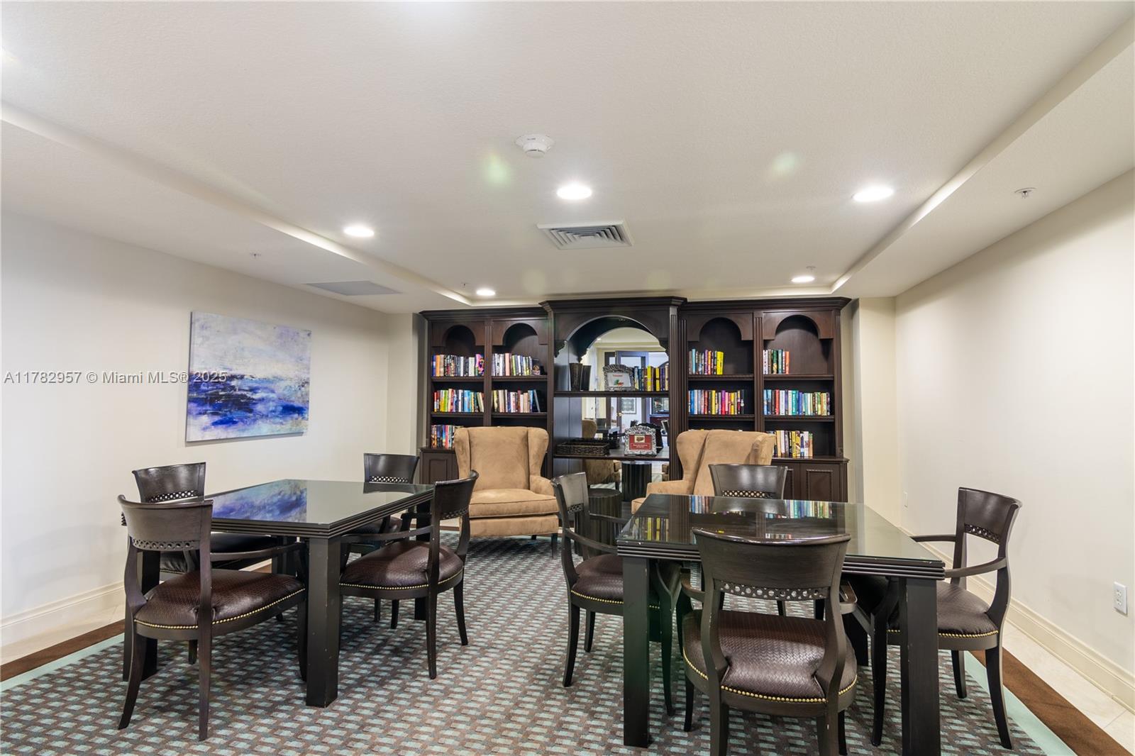 JACKSON TOWER LAS OLAS CON - Residential