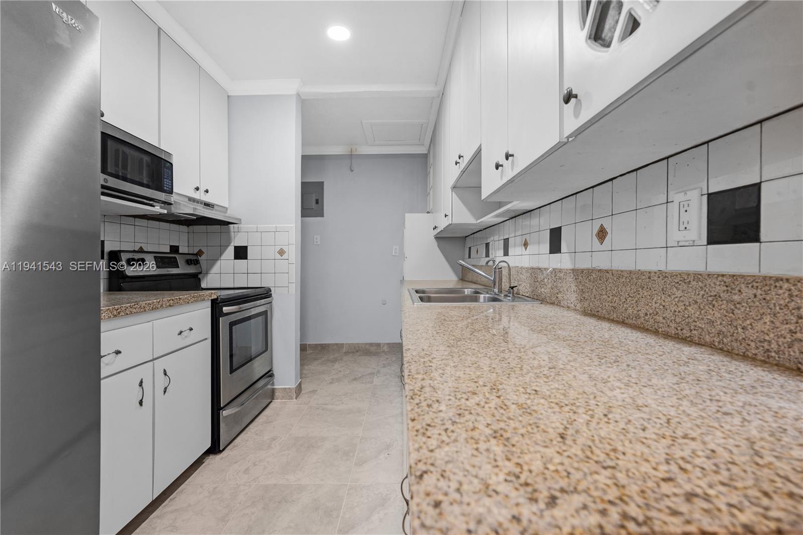 BOULEVARD HEIGHTS SEC 3 - Residential Lease