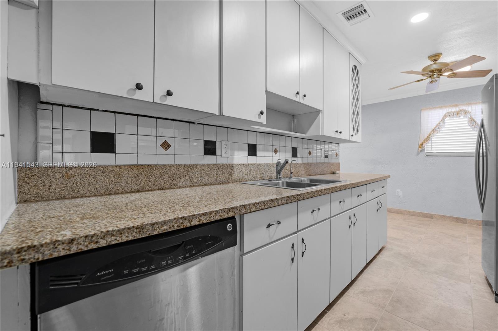 BOULEVARD HEIGHTS SEC 3 - Residential Lease