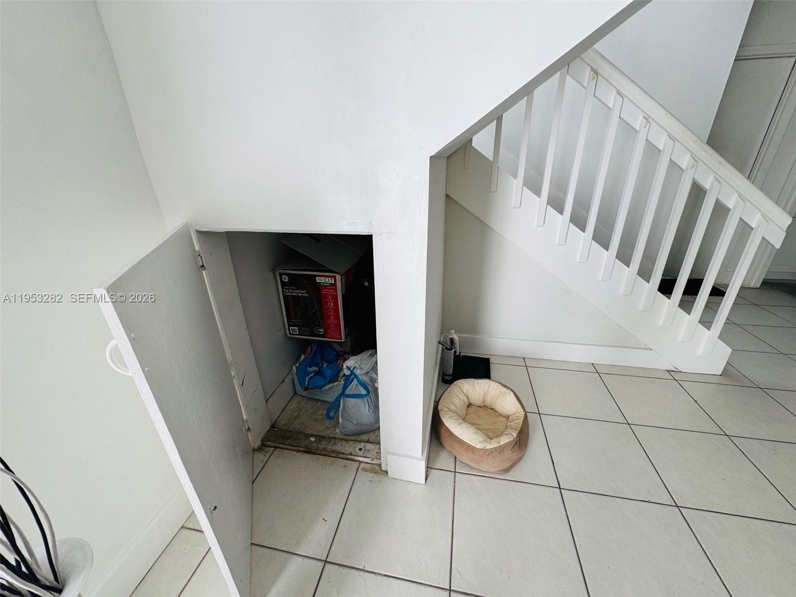 LAKES BY THE BAY SEC 6 - Residential