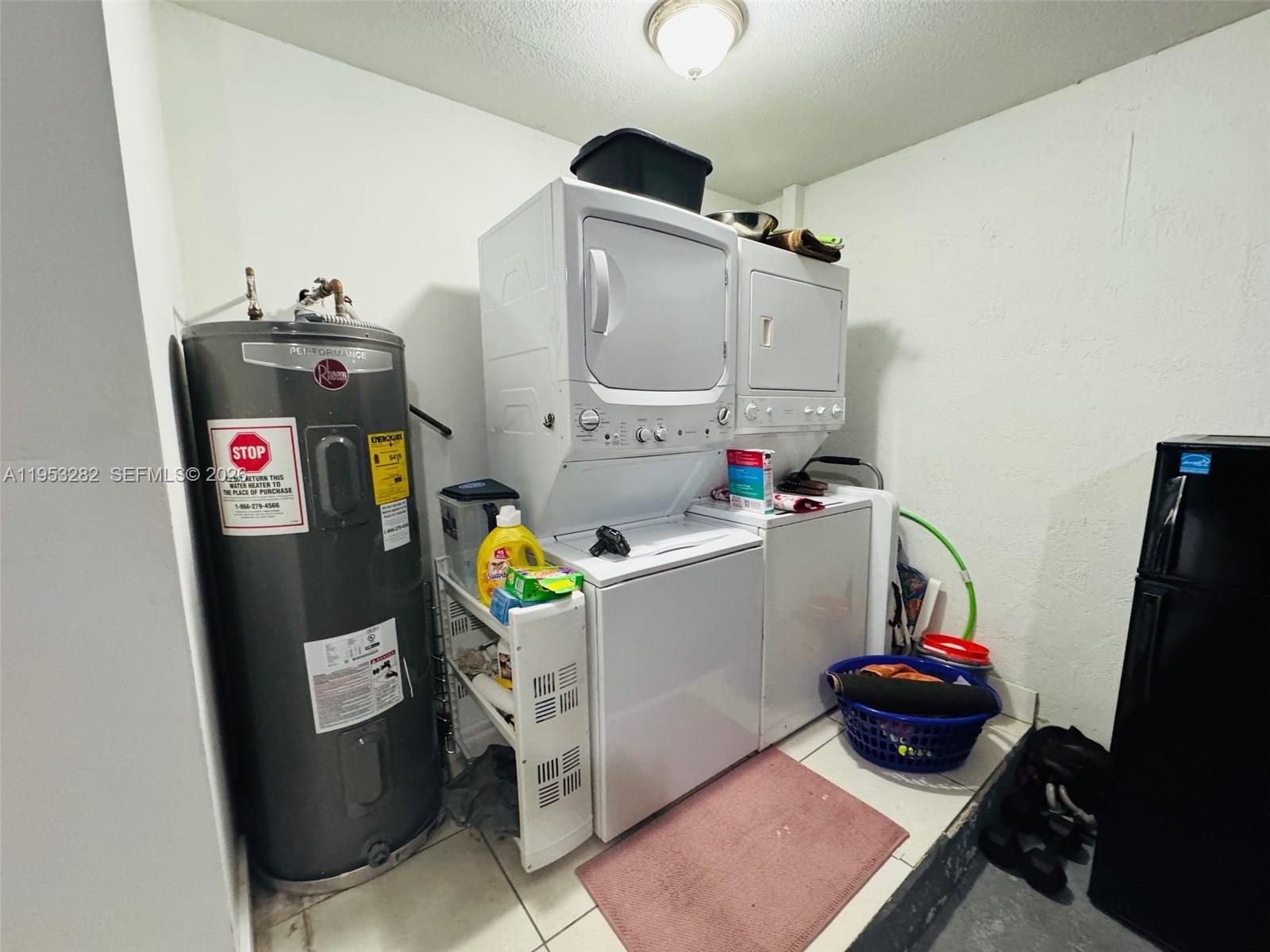 LAKES BY THE BAY SEC 6 - Residential