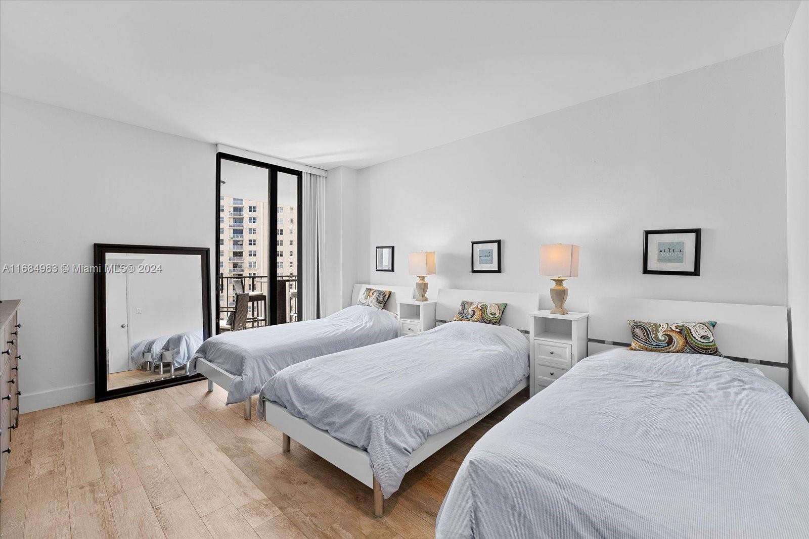 BRICKELL KEY ONE CONDO - Residential