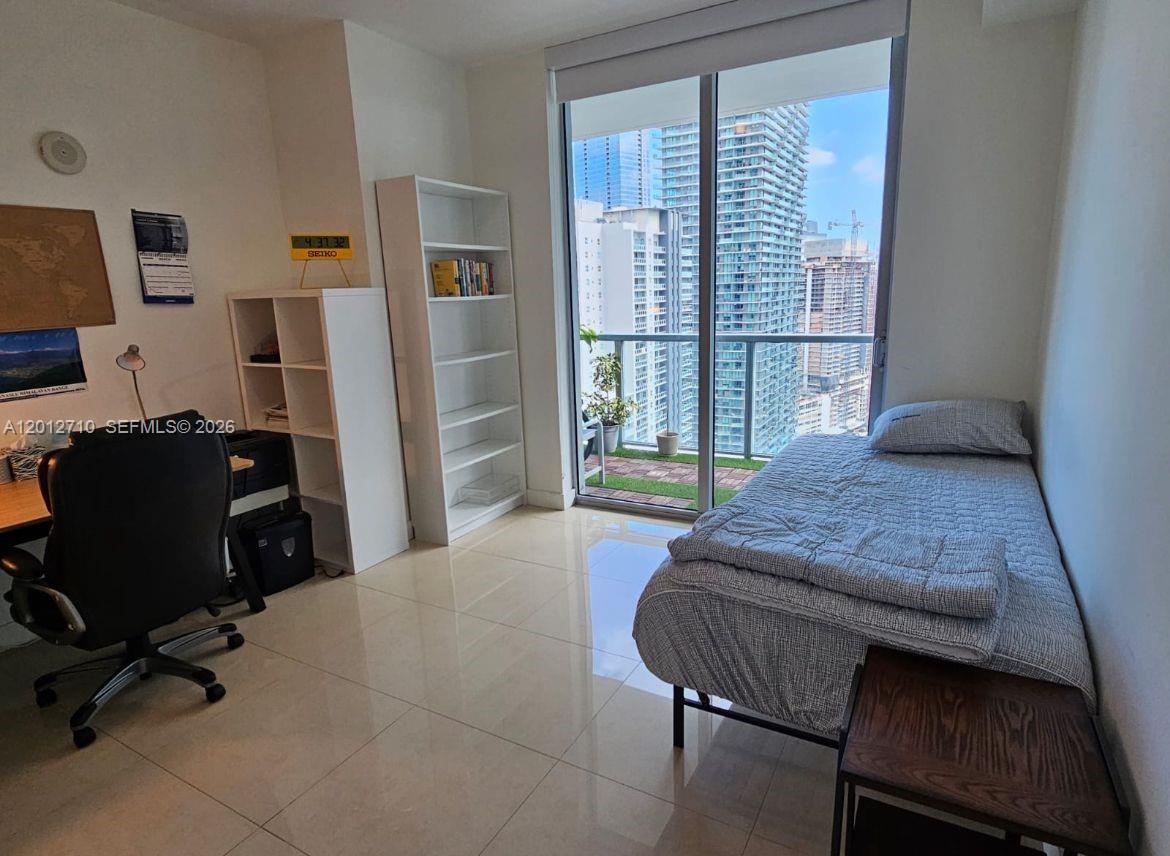 1111 SW 1st Ave 3517-N