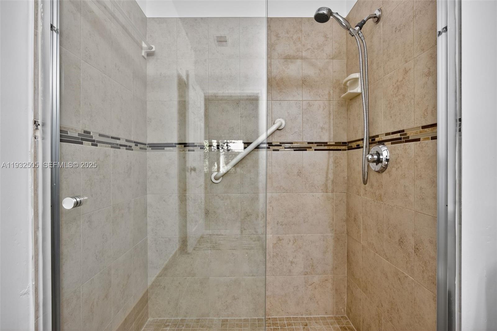 FLORAL LAKES PH 3 AND 4 - Residential