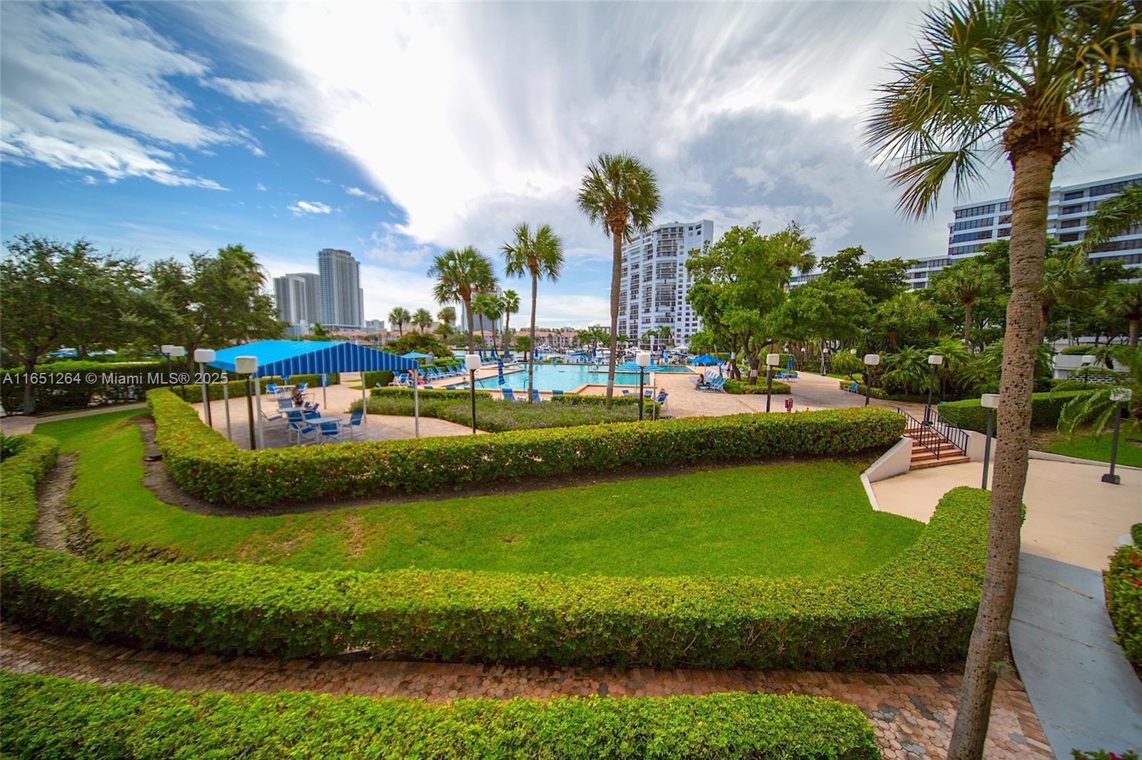 OLYMPUS CONDO PHASE - Residential