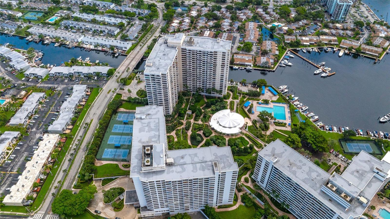 OLYMPUS CONDO PHASE - Residential