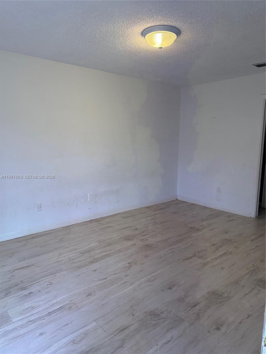 TOWNHOMES OF AUDUBON SOUT - Residential Lease