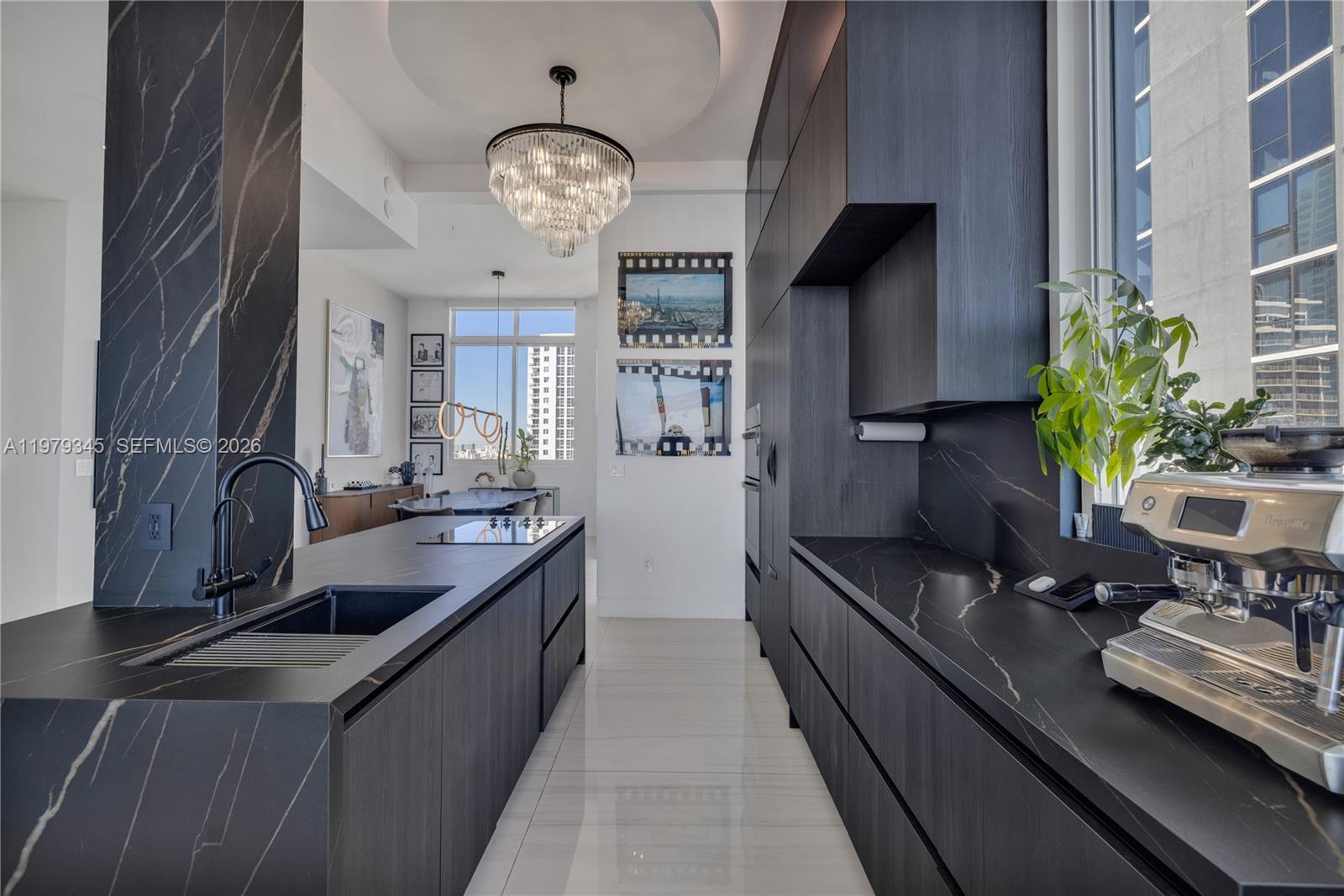 NEW WAVE CONDO - Residential