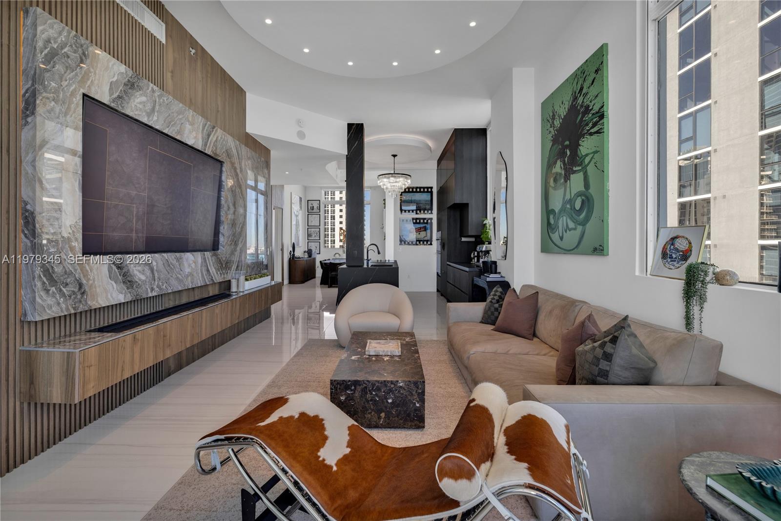 NEW WAVE CONDO - Residential