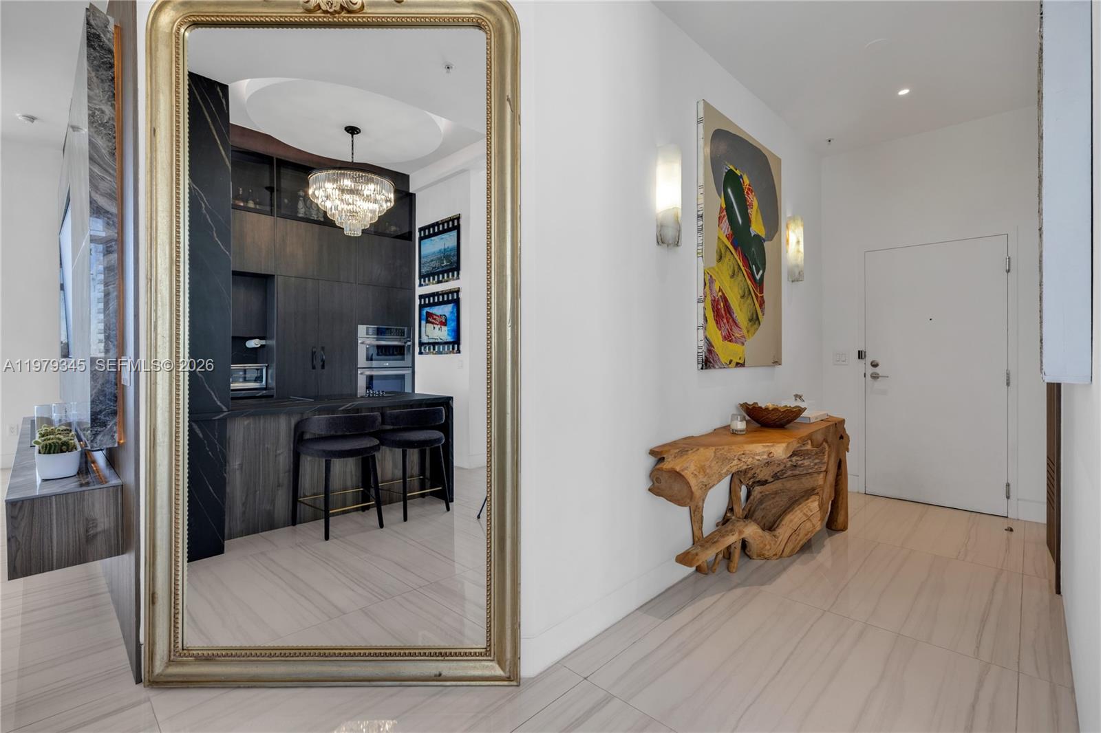 NEW WAVE CONDO - Residential