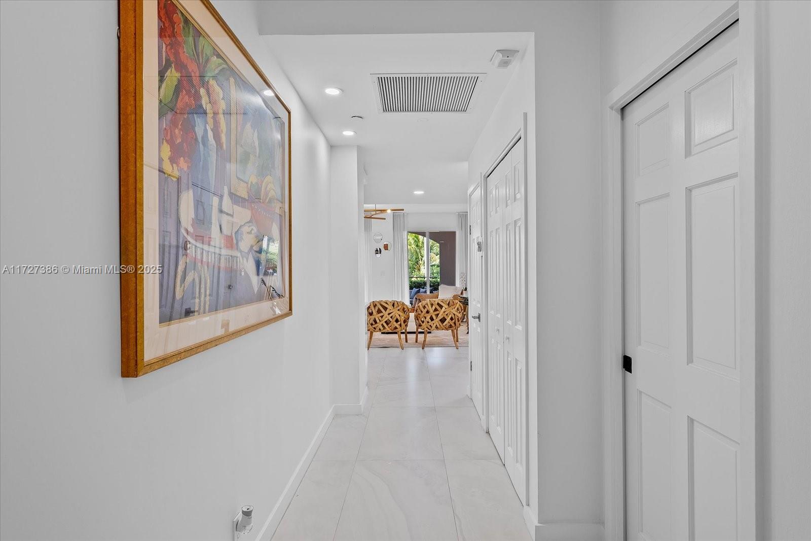 SEASIDE VILLAGE - Residential