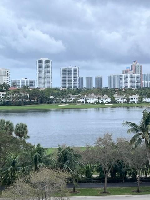 A home in Aventura