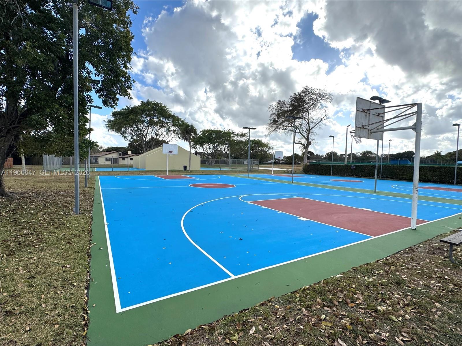 CROSSINGS VILLAGE HOMES C - Residential