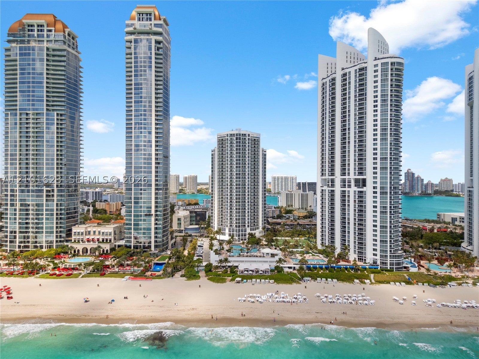 18001 Collins Ave 1110