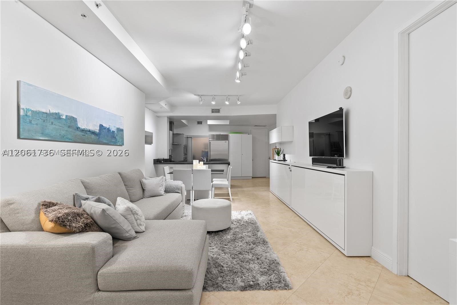 18201 Collins Ave 3702