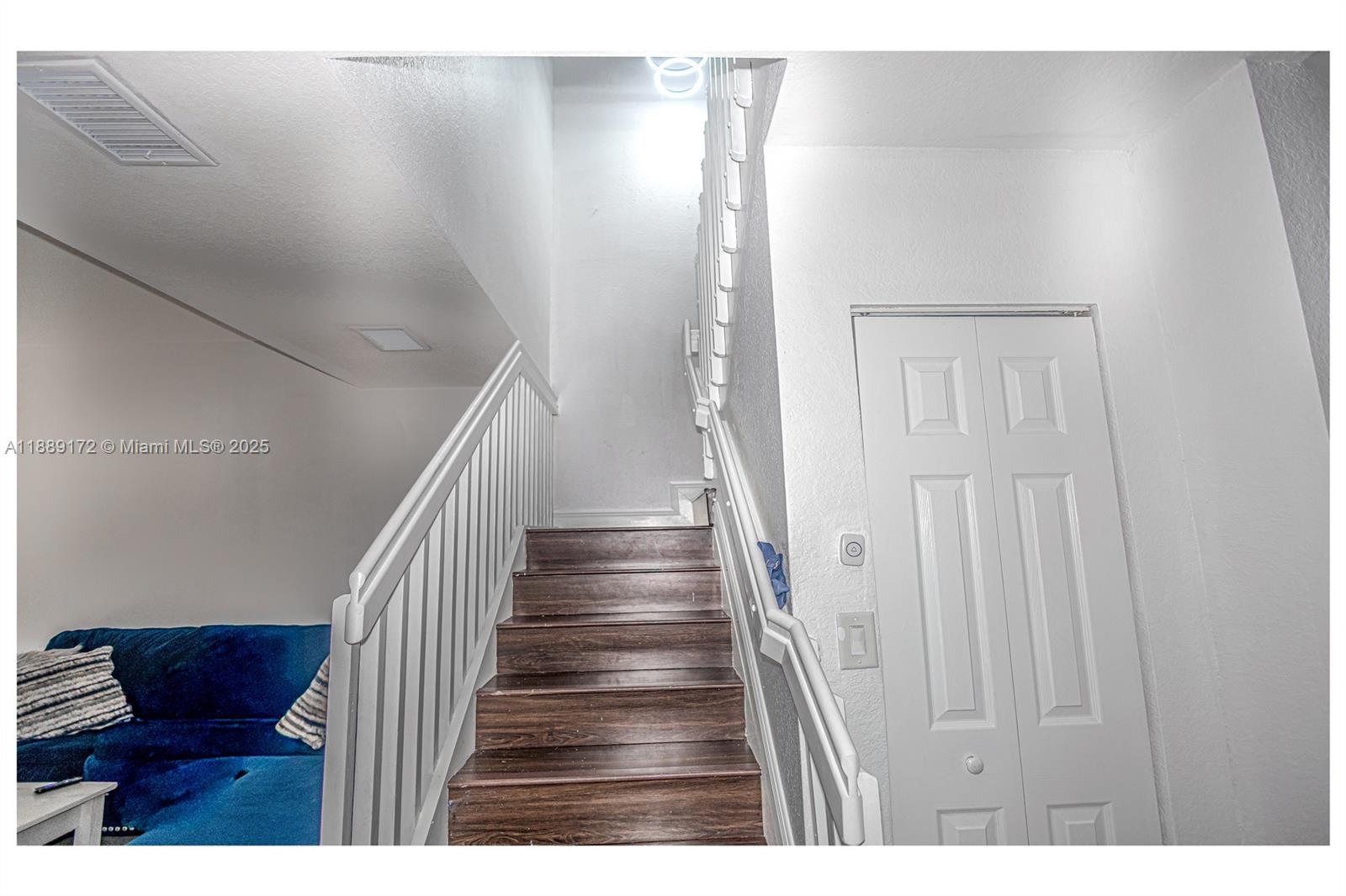 SEASTONE TOWNHOMES - Residential