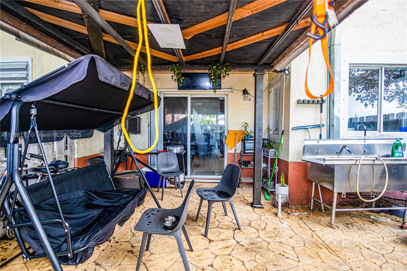 SEASTONE TOWNHOMES - Residential