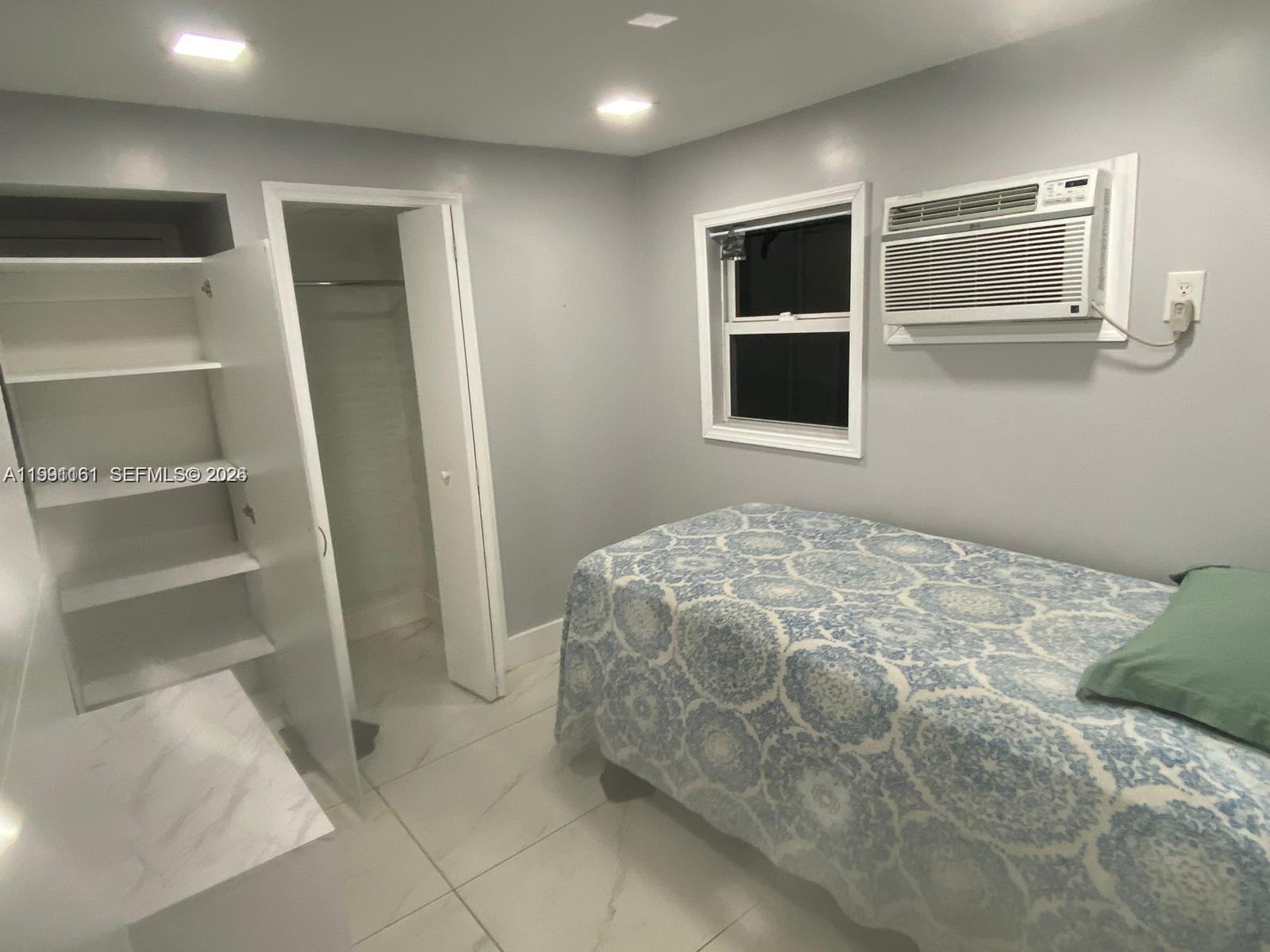 2242 Polk St 2