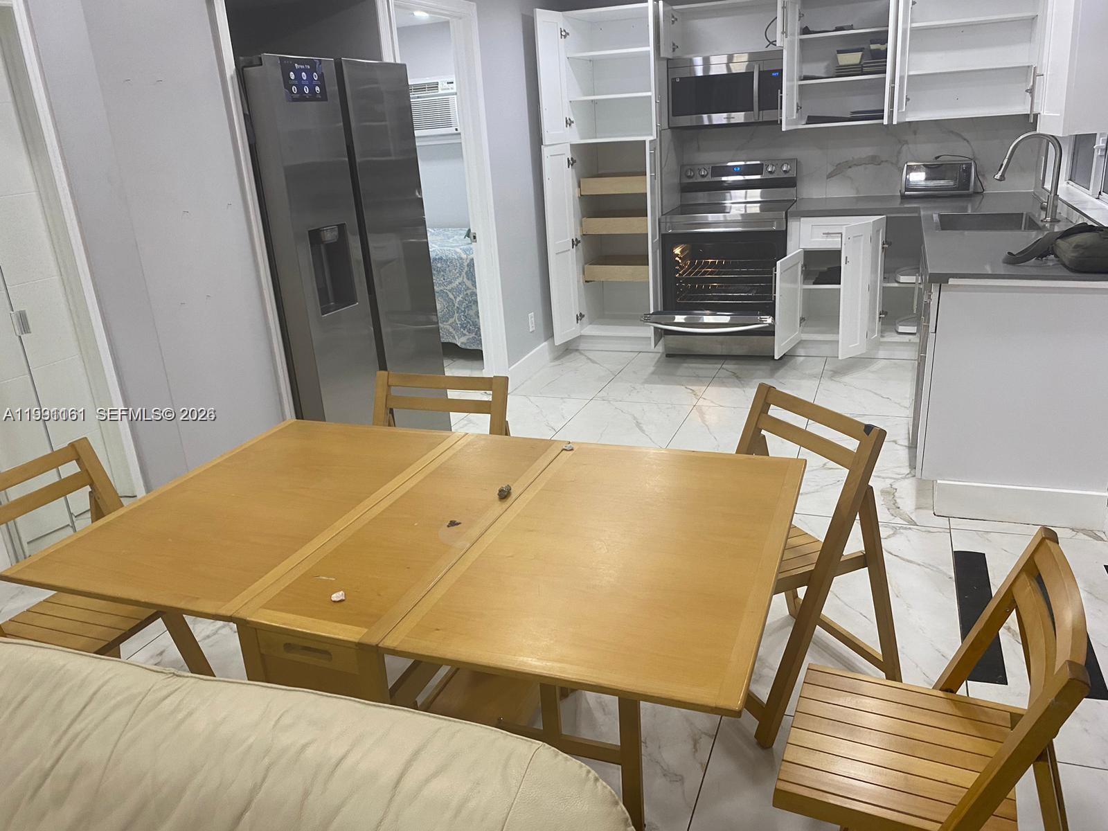 2242 Polk St 2