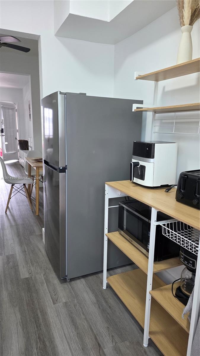 EL CHIOGGIOTTO CONDO - Residential Lease