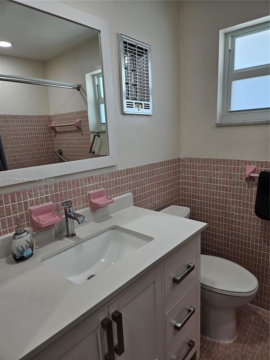 THIRD GULFSTREAM GARDEN - Residential Lease