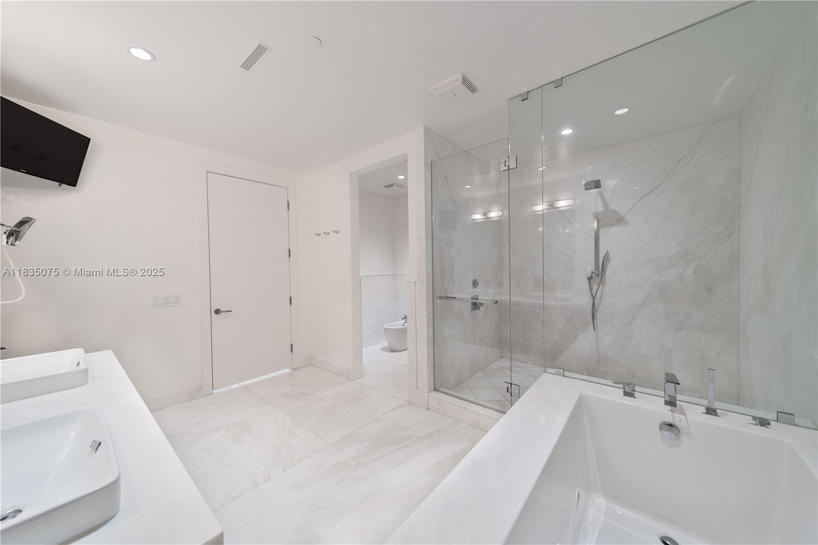 ADAGIO ON THE BAY CONDO - Residential