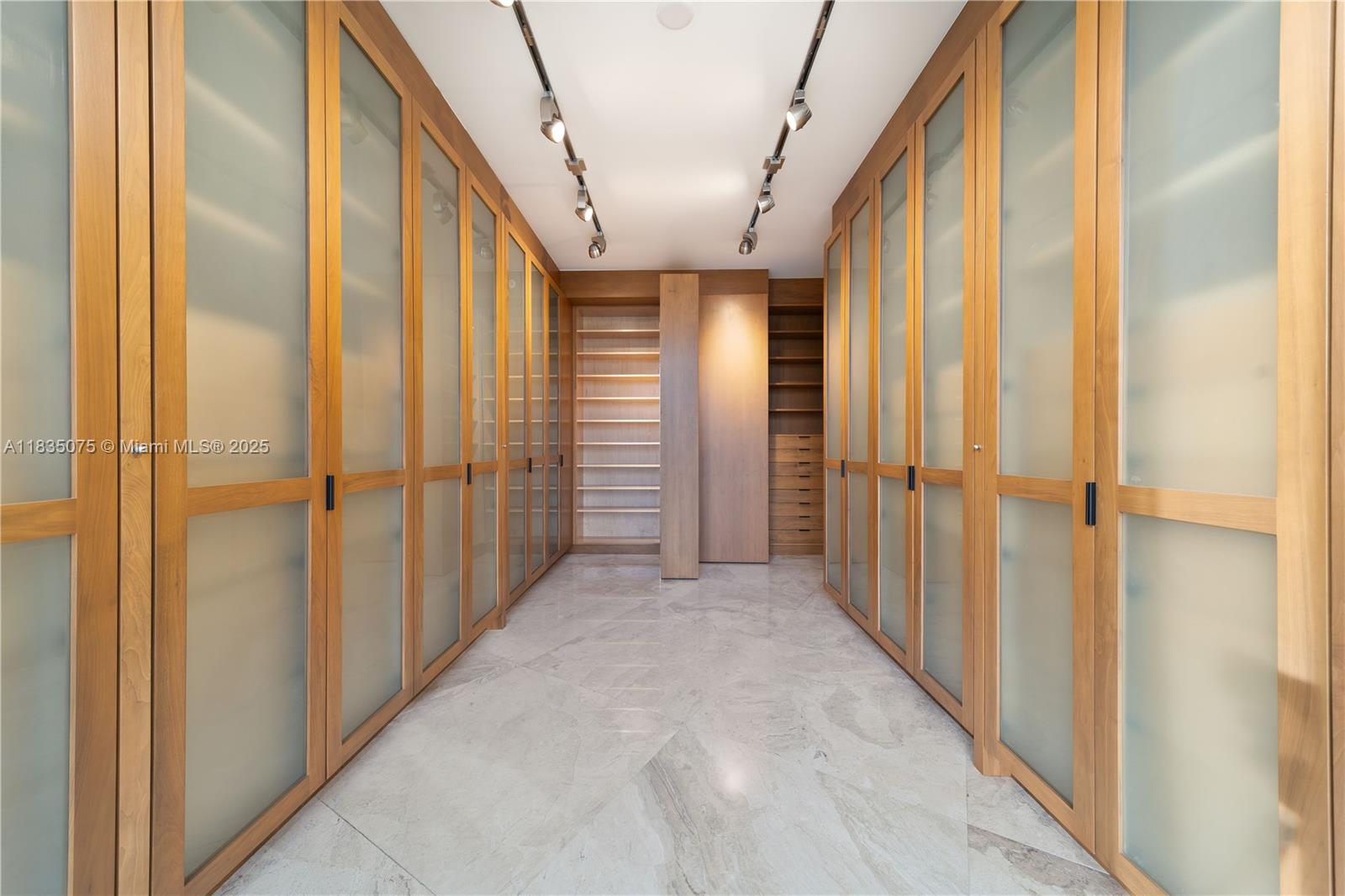 ADAGIO ON THE BAY CONDO - Residential