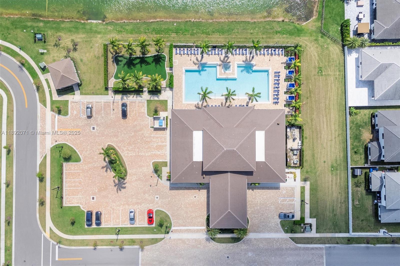 TUSCAN ISLES - Residential