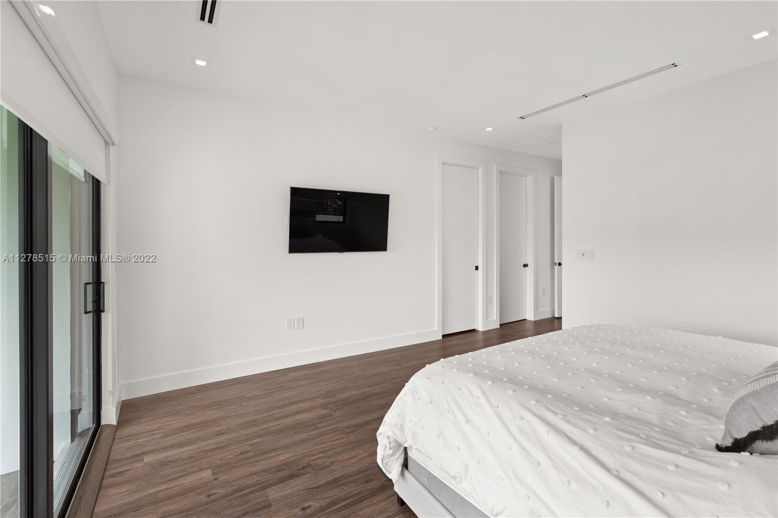 C GABLES RIV SEC 2 REV - Residential