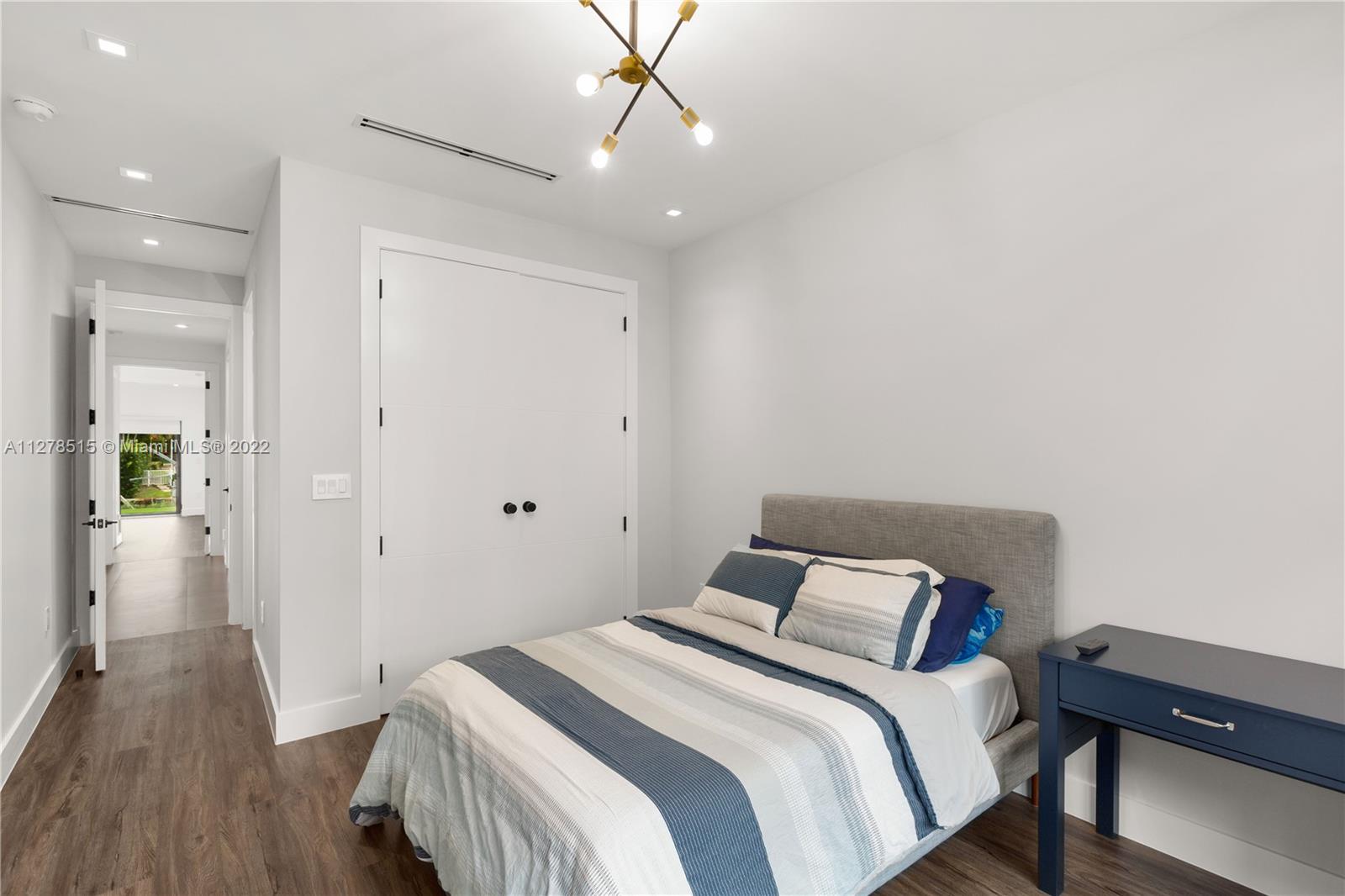 C GABLES RIV SEC 2 REV - Residential