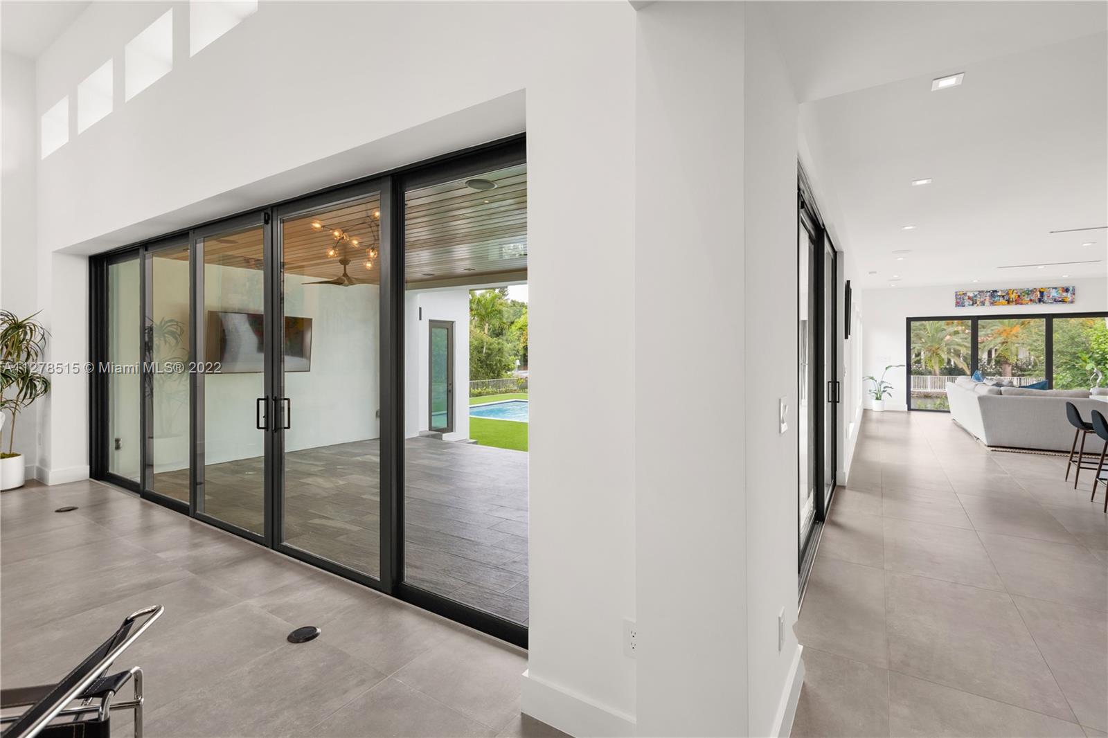 C GABLES RIV SEC 2 REV - Residential