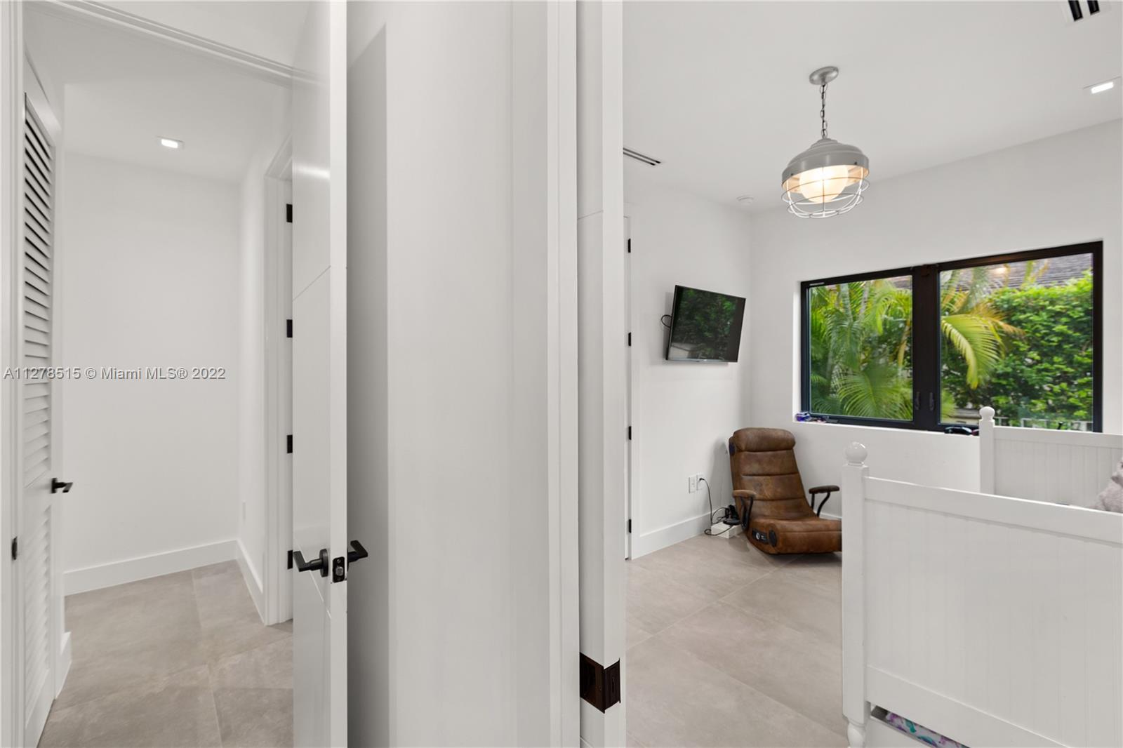 C GABLES RIV SEC 2 REV - Residential