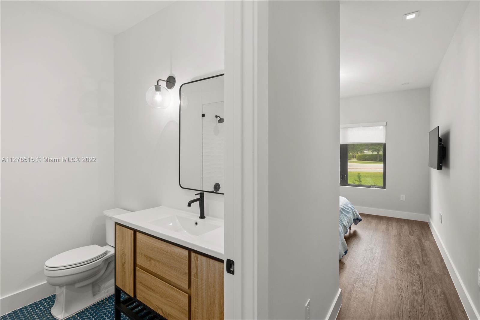 C GABLES RIV SEC 2 REV - Residential