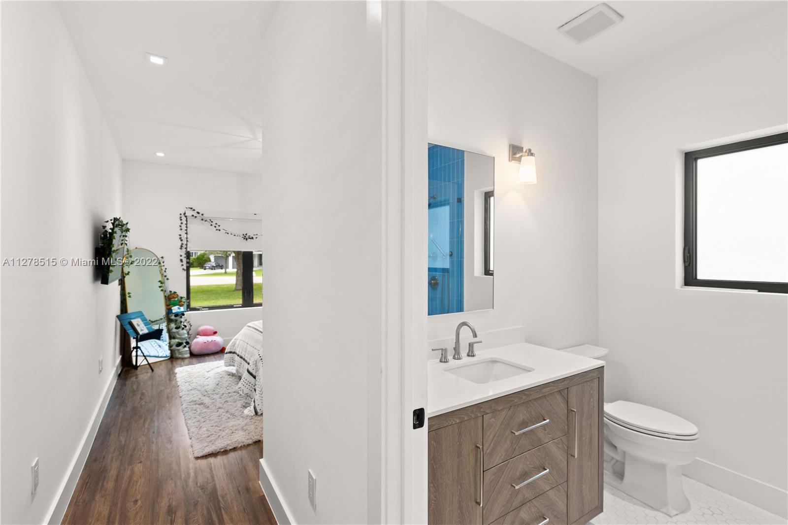 C GABLES RIV SEC 2 REV - Residential