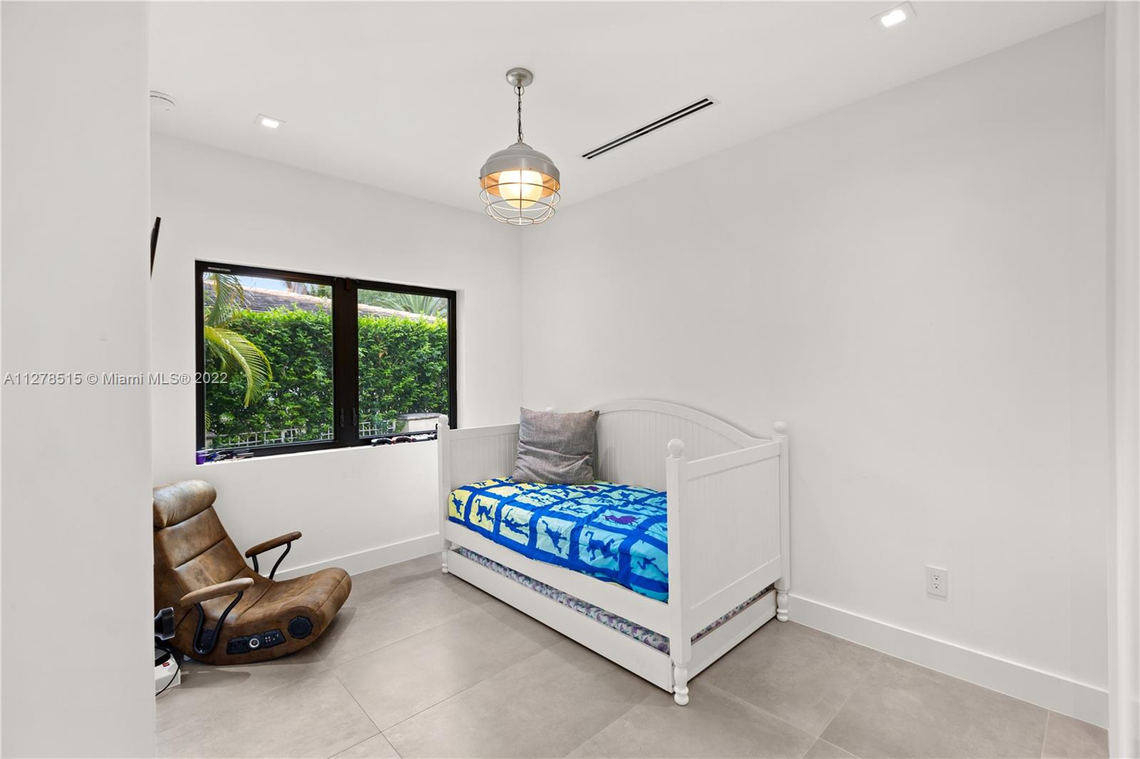 C GABLES RIV SEC 2 REV - Residential