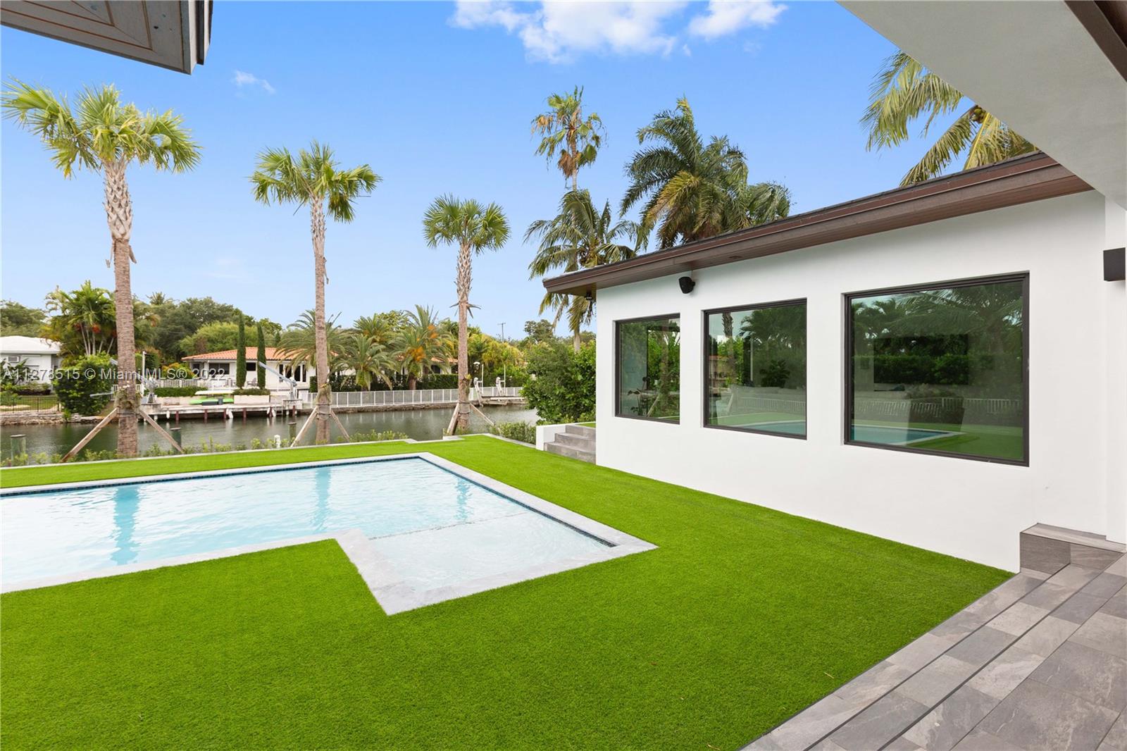 C GABLES RIV SEC 2 REV - Residential