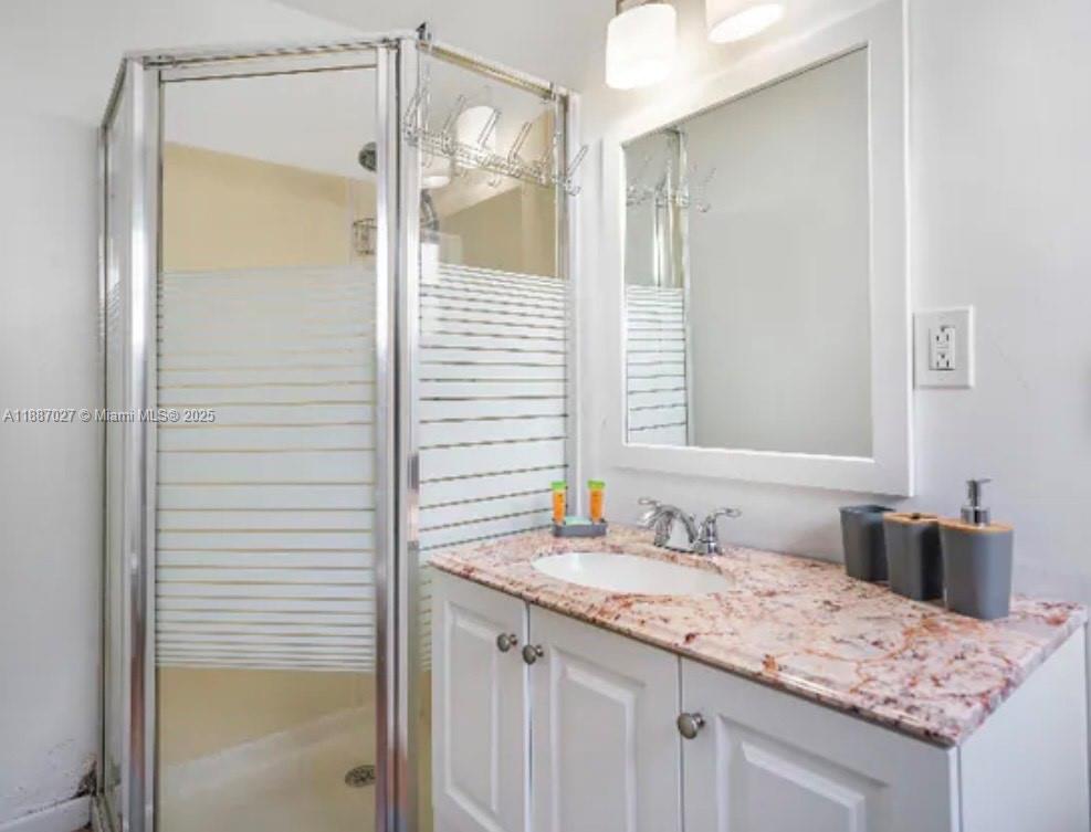 BOULEVARD HEIGHTS SEC 7 - Residential Lease