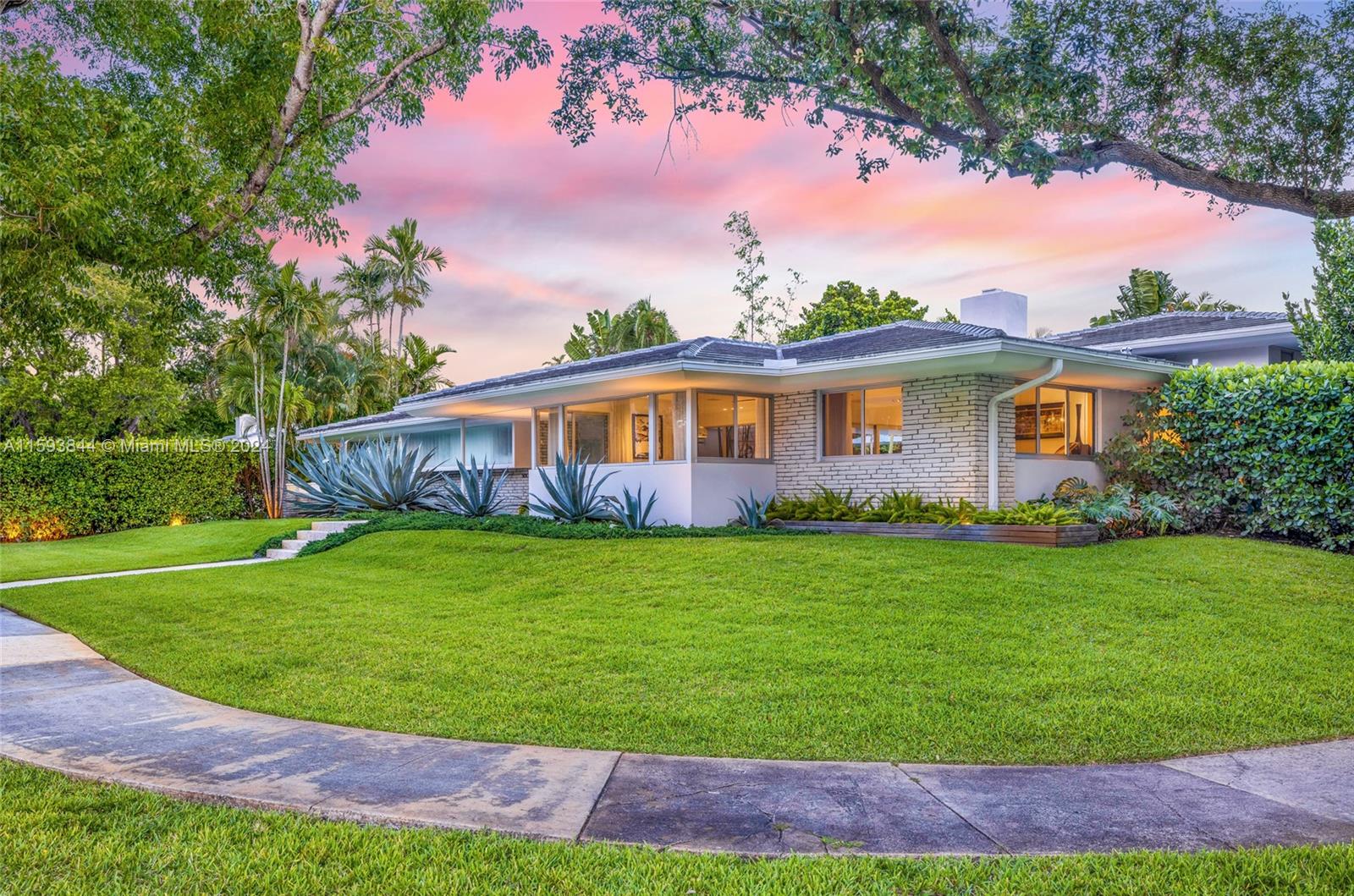 MIAMI SHORES SEC 4 AMD PL - Residential