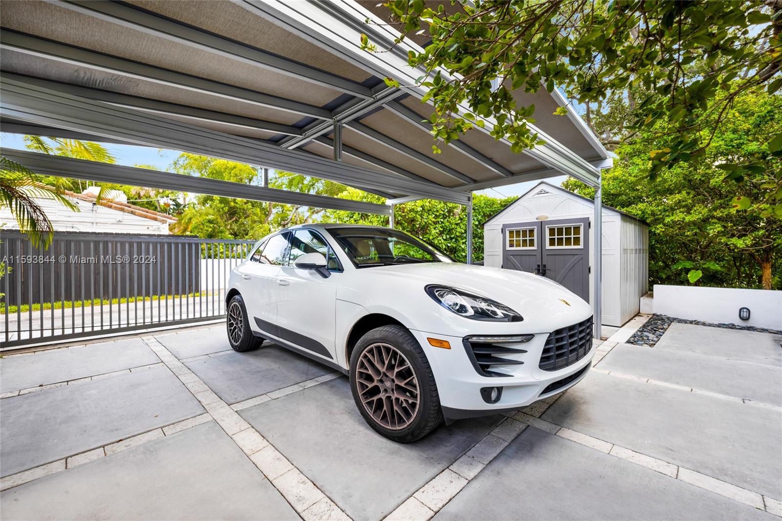 MIAMI SHORES SEC 4 AMD PL - Residential