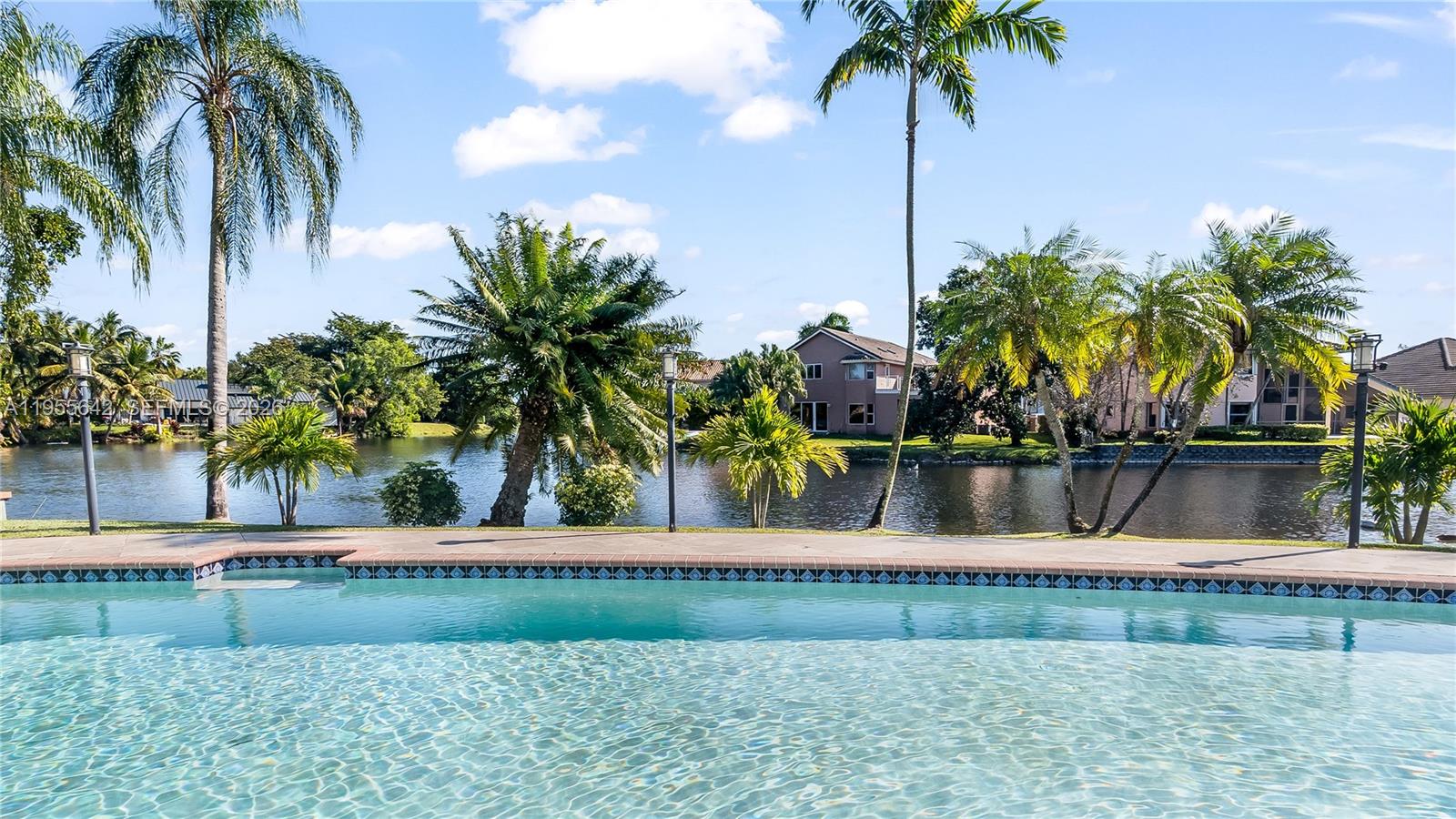 JACARANDA AREA 983 - Residential