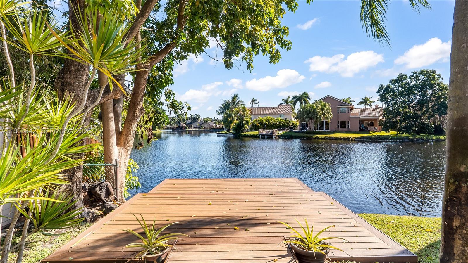 JACARANDA AREA 983 - Residential