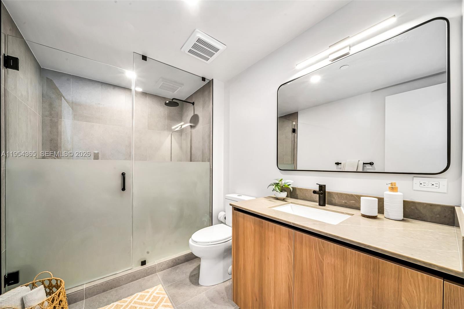 501 First Residences - Residential