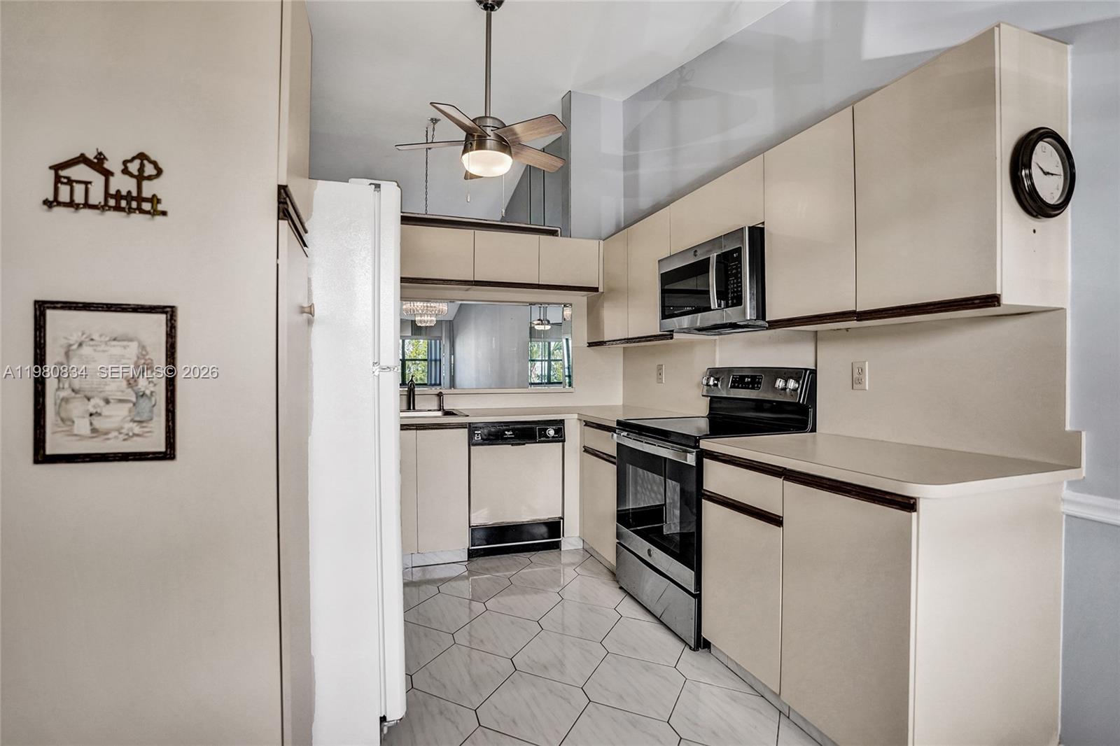 LUCERNE POINTE ONE,TWO,TH - Residential