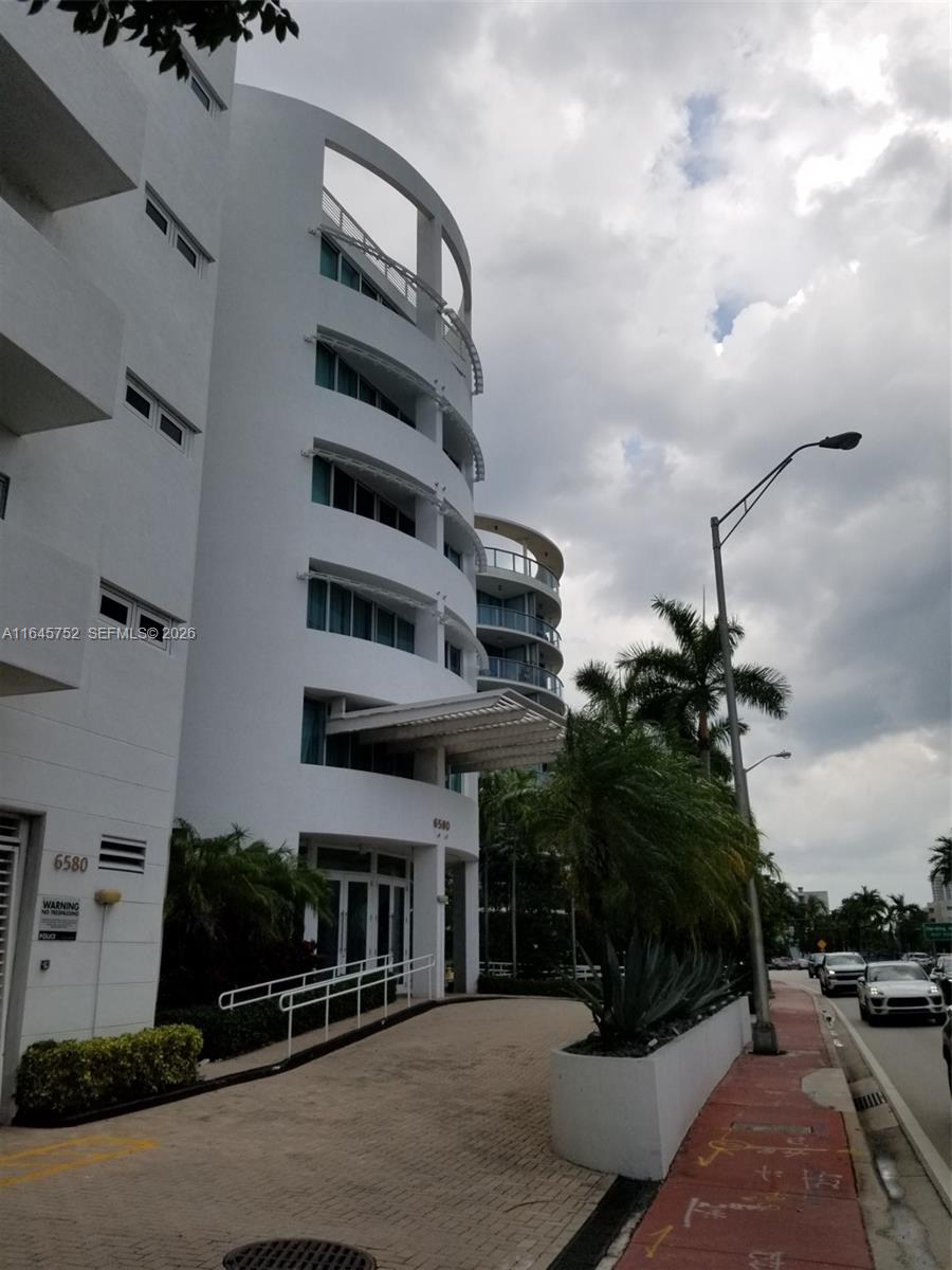 REGATTA AT INDIAN CREEK C - Residential