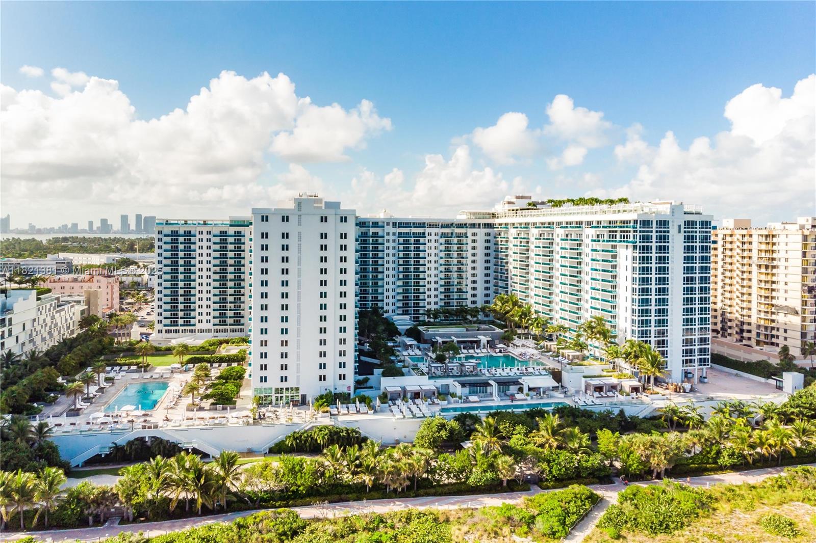 RONEY PALACE CONDO - Residential