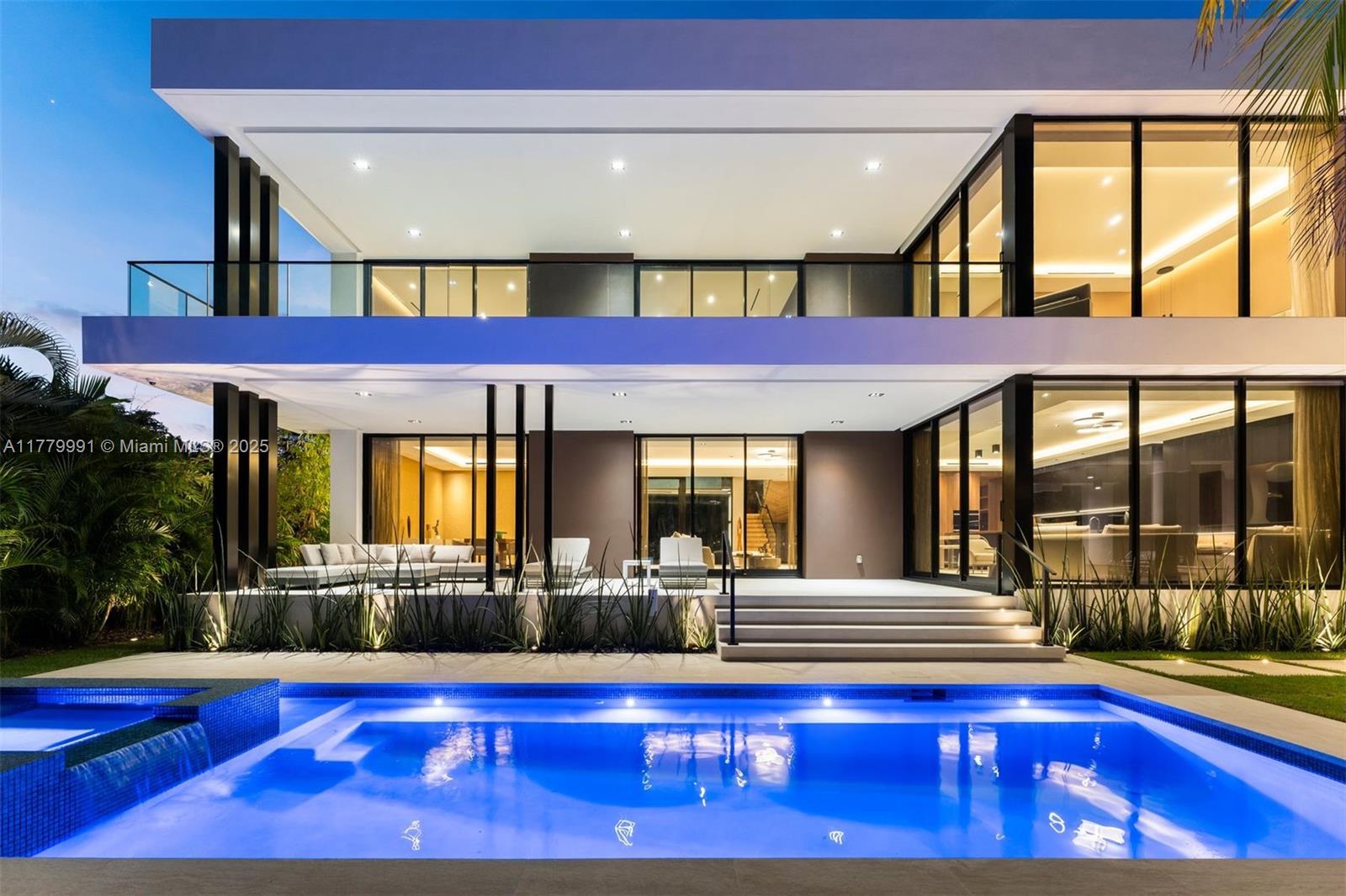 13225 Arch Creek Ter