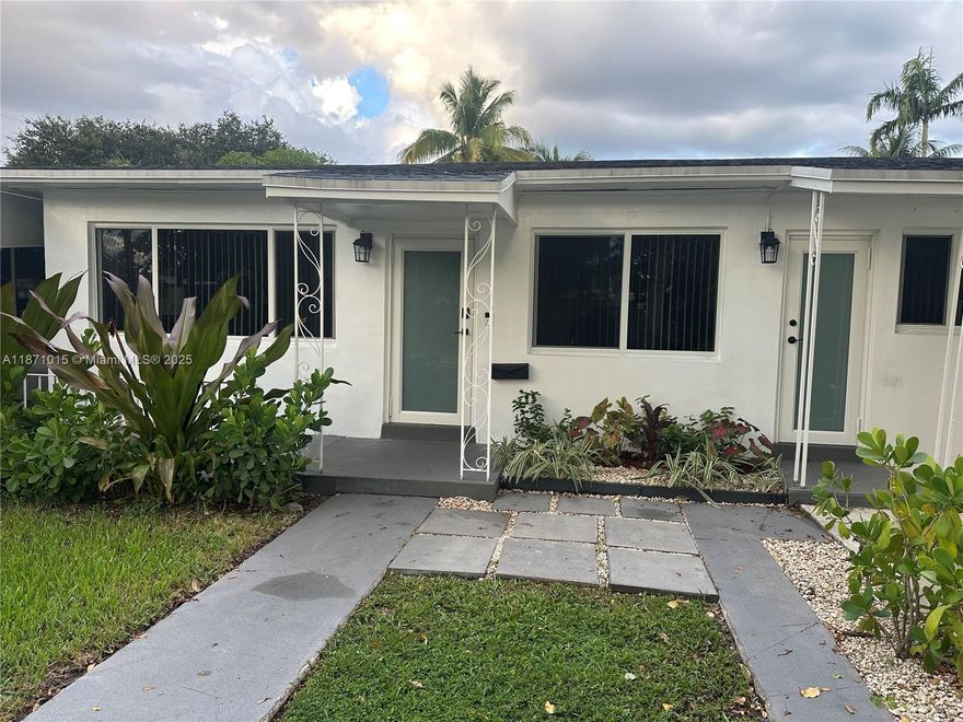 Beautifully Finished Duplex Near Downtown North Miami .This spacious and modern 3/1 unit is ideally located near Downtown NM, North Miami Senior High School, and within walking distance to Publix. Perfect for international or national students, as well as high-tech professionals. Property Features: BRAND NEW kitchen with stainless steel appliances. Very nice porch for relaxing. Large walk-in closet. Well-maintained with landlord covering water + yard maintenance Airbnb-qualified . Available furnished or unfurnished. This is the best deal in town perfect for a large family or professionals seeking comfort and convenience.
 Accepting applications from qualified tenants only. Don’t miss out this opportunity won’t last!
 Call us today for more information. (See broker remarks for details.)