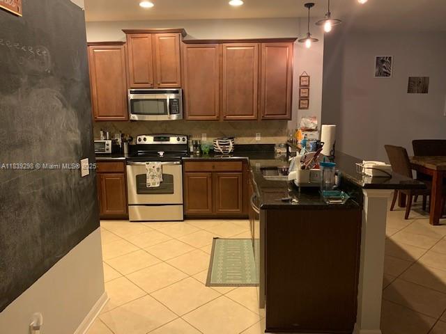 Somerset Chase - Residential Lease