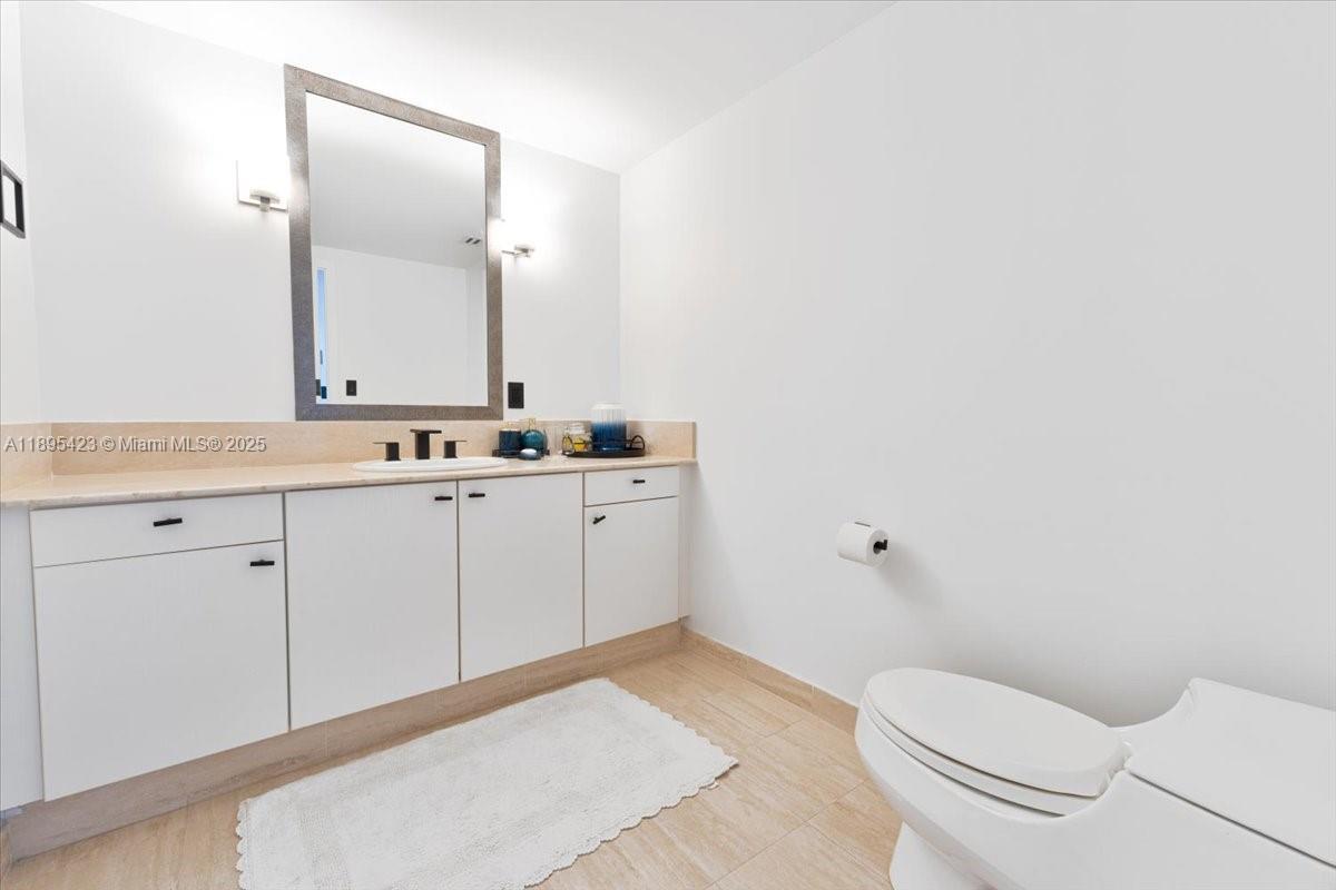 7000 ISL BLVD WILLIAMS IS - Residential